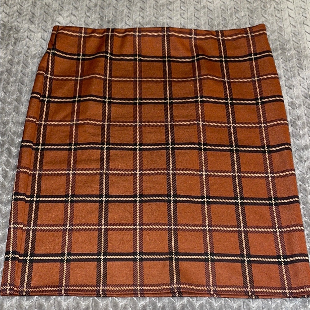 LOFT Elastic Waist Skirt.  Size Large. Brown, Tan, Black.